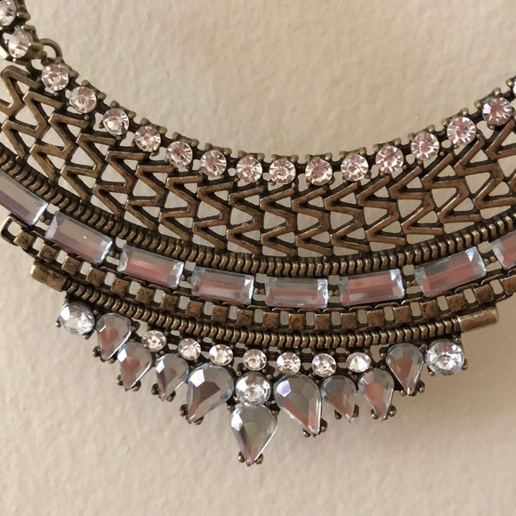 Gold plated statement necklace with rhinestones - Picture 3 of 4